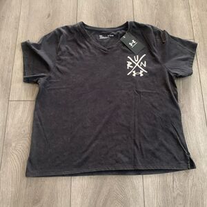 Under Armour woman’s graphic t shirt